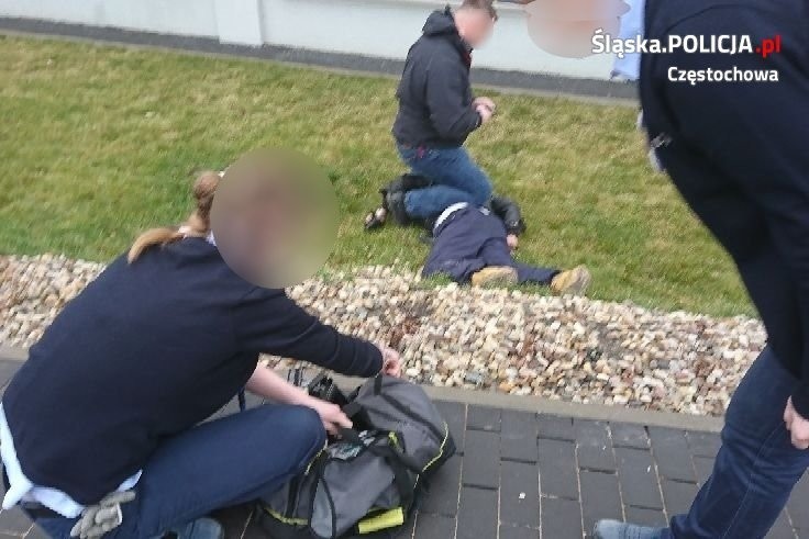 Policjant dogonił uciekającego złodzieja i przytrzymał go do...