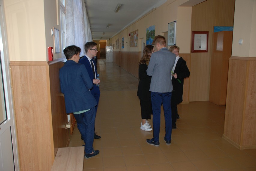 Uczniowie klas 8 w Gimnazjum numer 2 w Pińczowie.