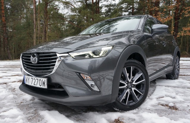 Mazda CX-3 - testNa rynku nie brakuje crossoverów i SUV-ów. Większość z nich jest do siebie podobna. Modelem, który wyróżnia się z tłumu jest Mazda CX-3.fot. Konrad Grobel