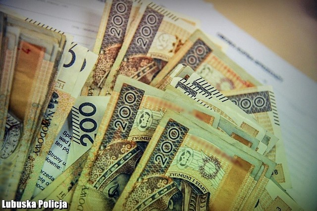 Pieniądze zostały znalezione w marcu 2019 roku w Gorzowie.
