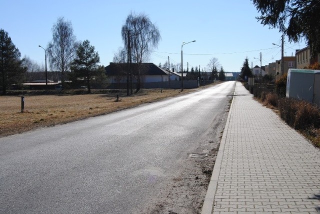 Jedną z inwestycji, jaką gmina Włoszczowa chciała robić w ramach Polskiego Ładu, jest modernizacja drogi w Nieznanowicach.