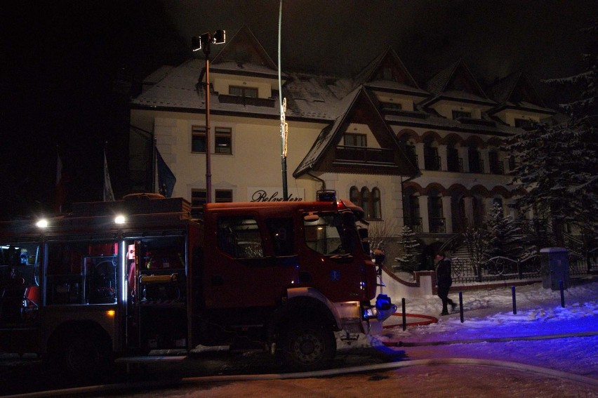 Zakopane: Pożar hotelu Belvedere. Ewakuowano ponad 400 osób [ZDJĘCIA, WIDEO]