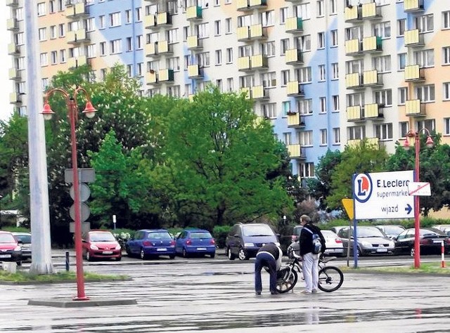 Nowa stacja benzynowa miałaby powstać na parkingu przy markecie E.Leclerc