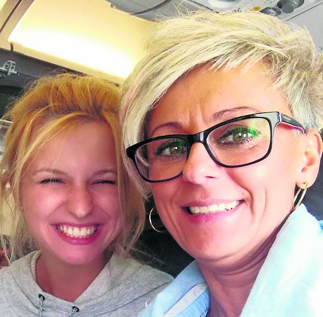 Emilia i Katarzyna Piotrowskie - córka i mama. Zdjęcie zostało zrobione we wrześniu ubiegłego roku, kiedy obie leciały razem samolotem do Monachium
