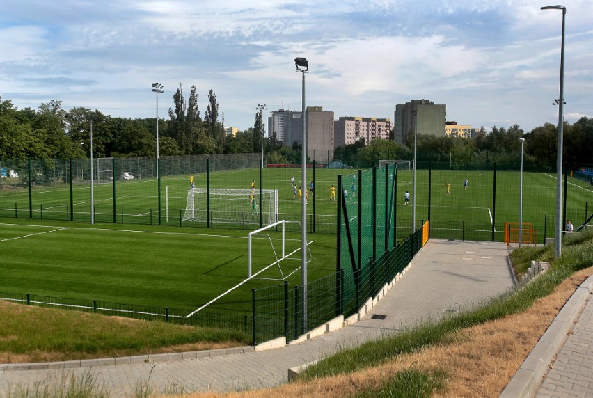 Pierwszy trening Olimpii na nowym stadionie w Szczecinie. ZDJĘCIA