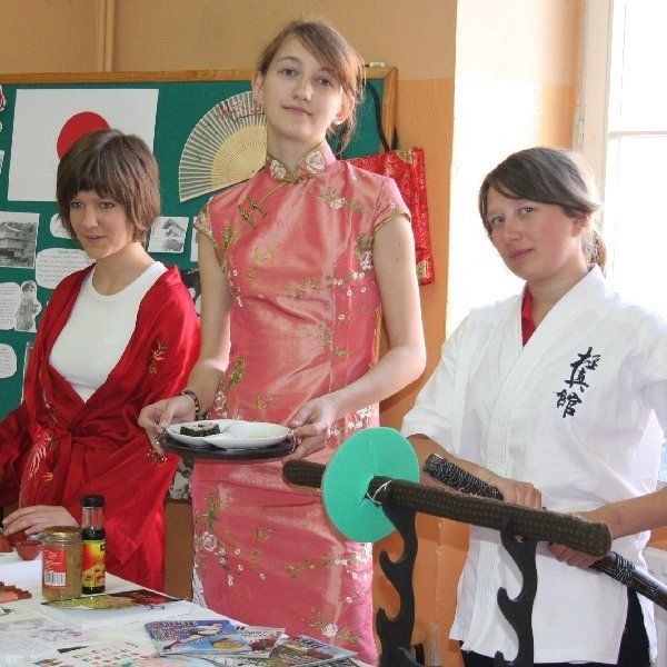 Patrycja Skowrońska, Agata Kwiatkowska i  Sandra Okońska potrafią dużo powiedzieć o  Japonii