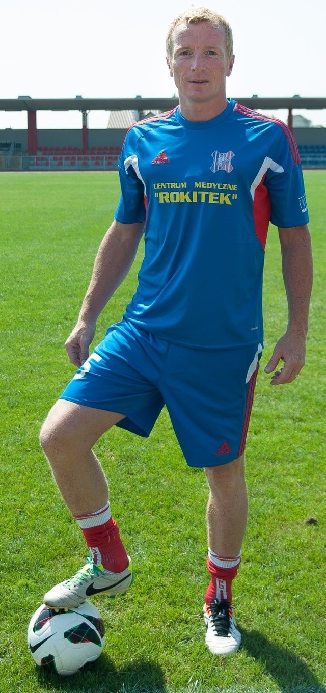W nowym sezonie nadal graczem Wisły Sandomierz będzie doświadczony piłkarz Mariusz Kukiełka.
