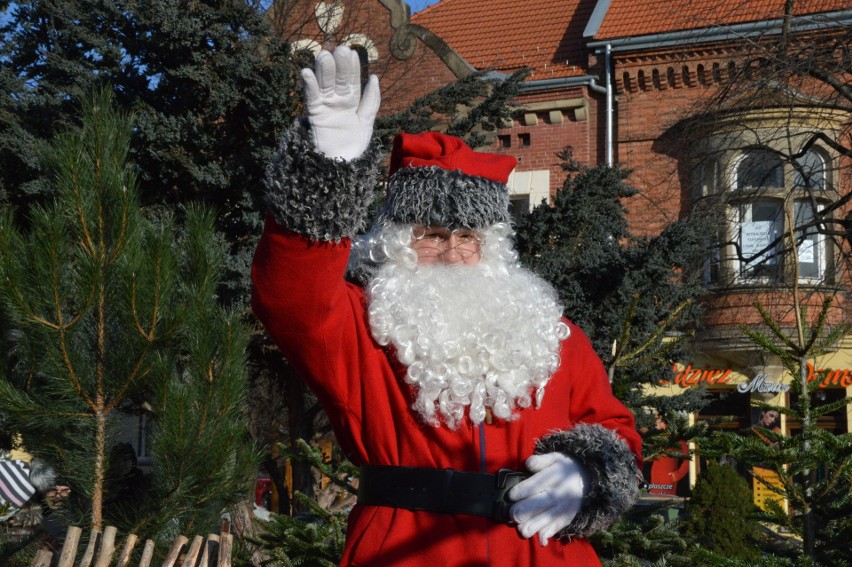 MYŚLENICE. Mikołaj i renifery niejedyną atrakcją świątecznego kiermaszu