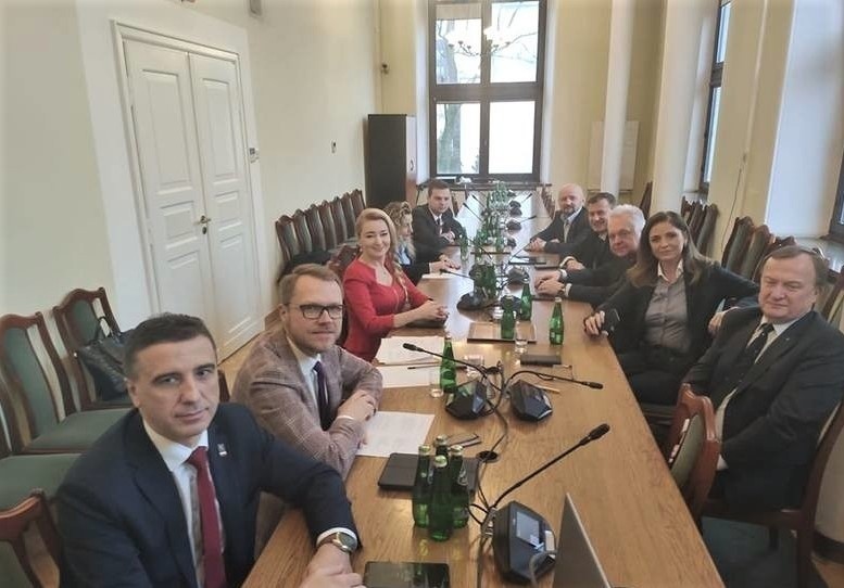 Posłowie z województwa lubelskiego założyli dwa zespoły...