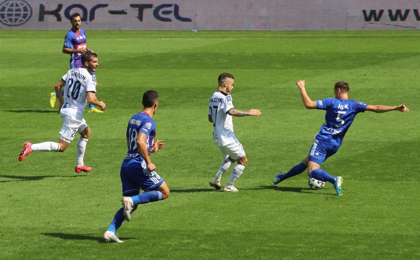 Piast Szczecin - Pogoń Szczecin 0-1.