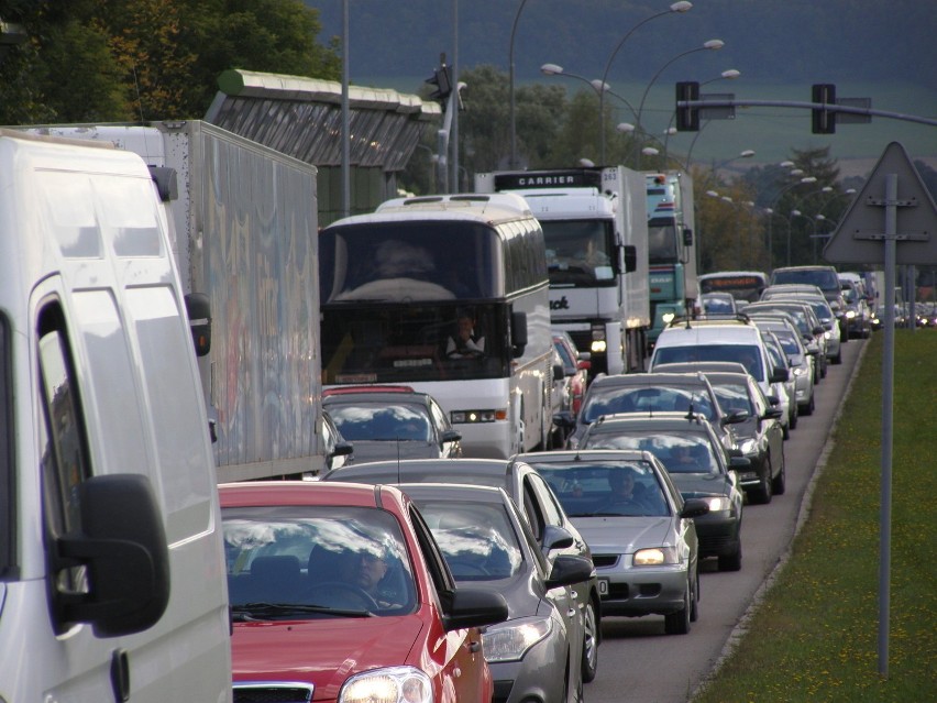 Blokada w Tarnowie nie powstrzyma TIR-ów?