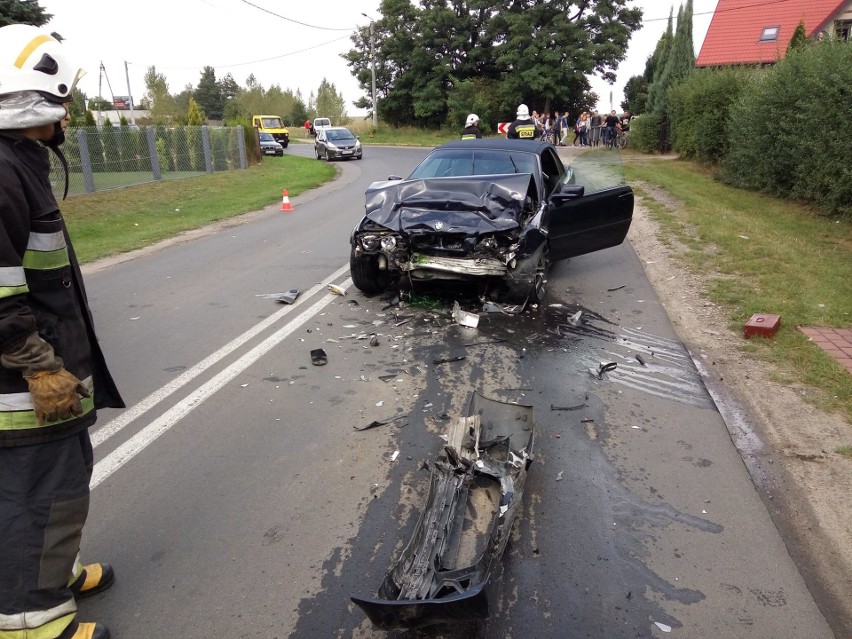 Zderzenie na ul. Sportowej w Praszce.