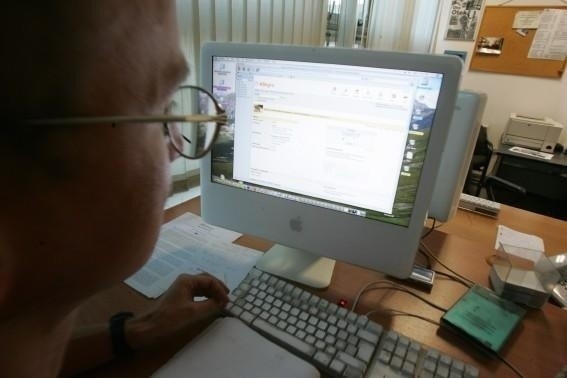 Dwie mieszkanki powiatu oświęcimskiego padły ofiarą oszustów w internecie. Kupiły fałszywe bilety na imprezy masowe