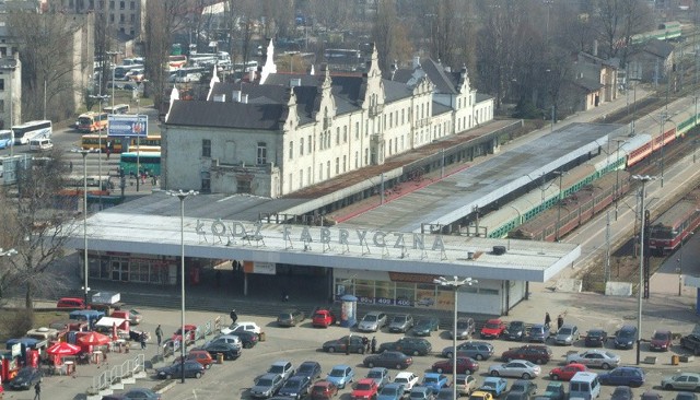 Z wielką pompą kilka tygodni temu spółki kolejowe i miasto podpisały porozumienie w sprawie budowy nowego dworca Fabrycznego. Dziś nad przedsięwzięciem zbierają się czarne chmury.