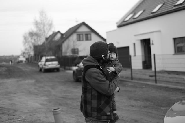 Zdjęcia z kulisów klipu „Jak Was wypuścić z rąk” Konrada Słoki