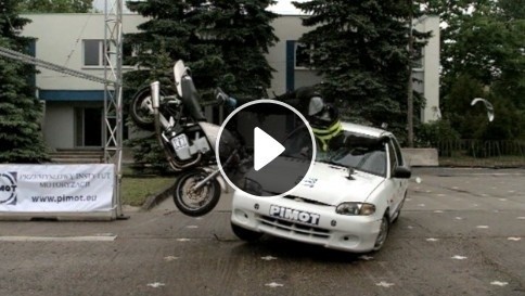 Crash test motocykla
