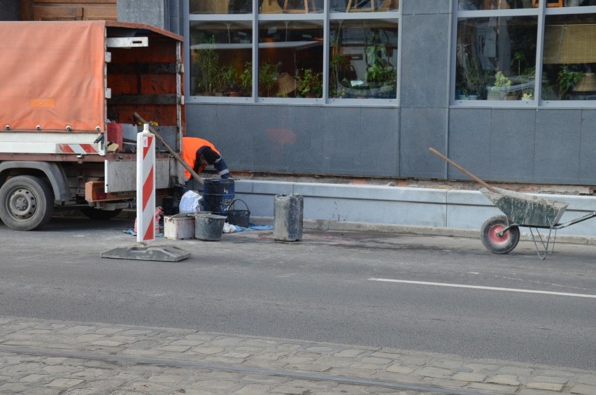 Budowa przejścia dla pieszych na ul. Świdnickiej i remont...