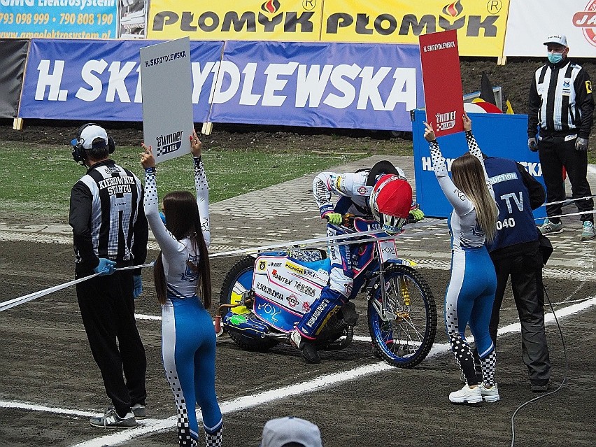 Piękne i zmysłowe. Podprowadzające Orła, czyli urocza część łódzkiego speedwaya ZDJĘCIA