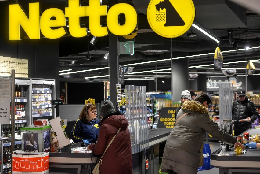 Wszystkie markety Netto są otwarte od poniedziałku do soboty...