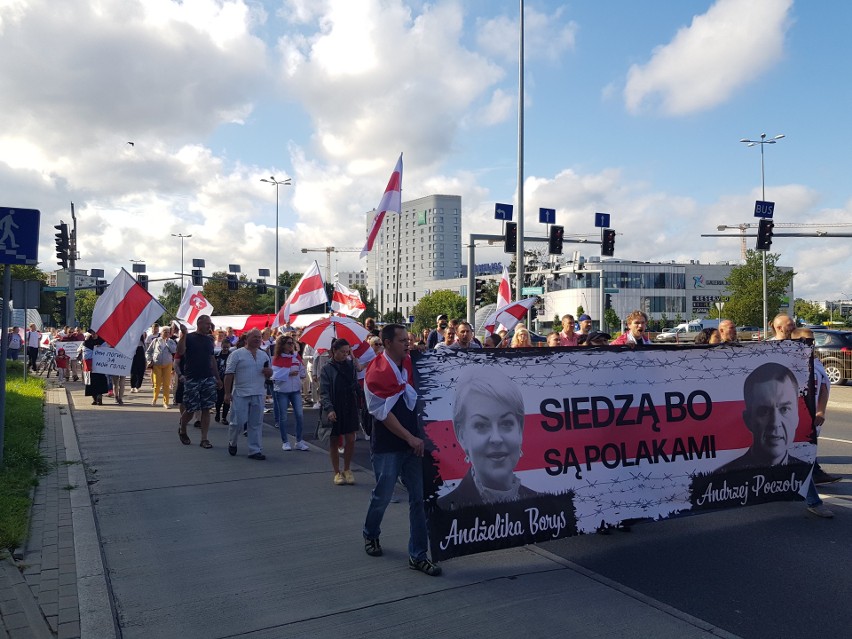 W niedzielę (8.08) w Białymstoku odbył się marsz...