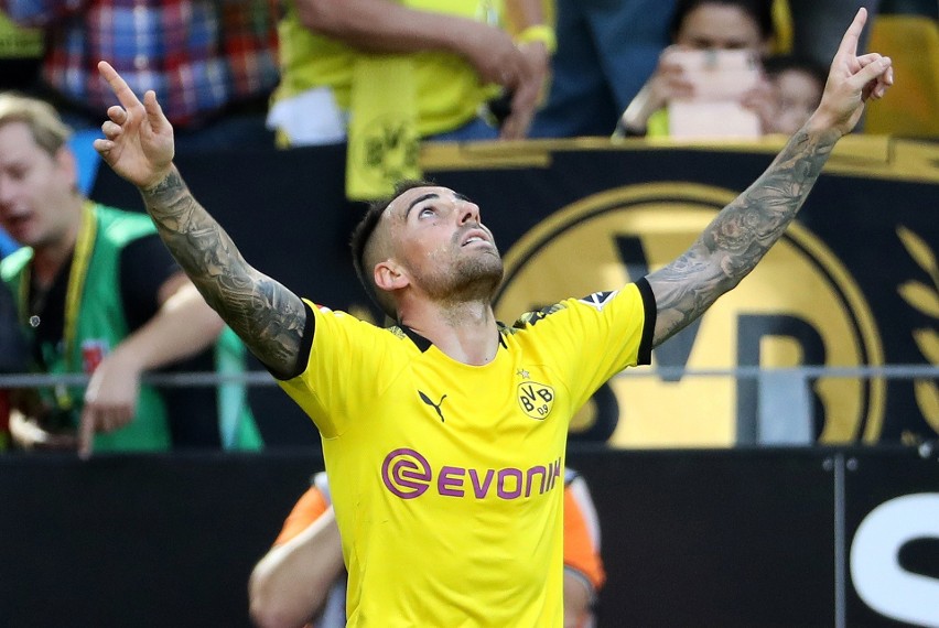 7. Paco Alcacer (Borussia Dortmund) - 5 goli (424 minuty...