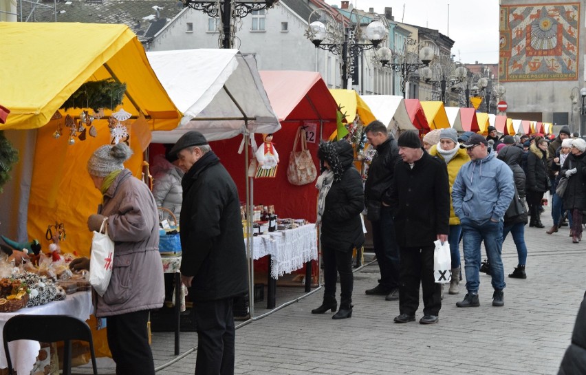 Choinki, stroiki świąteczne, bombki, zabawki, tradycyjne...