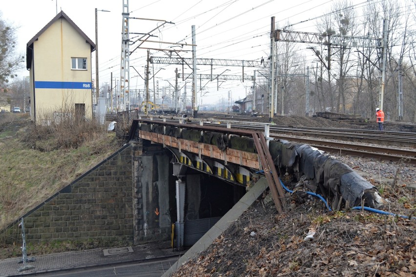 Ulica Chwałowicka pod wiaduktem kolejowym w Rybniku otwarta...