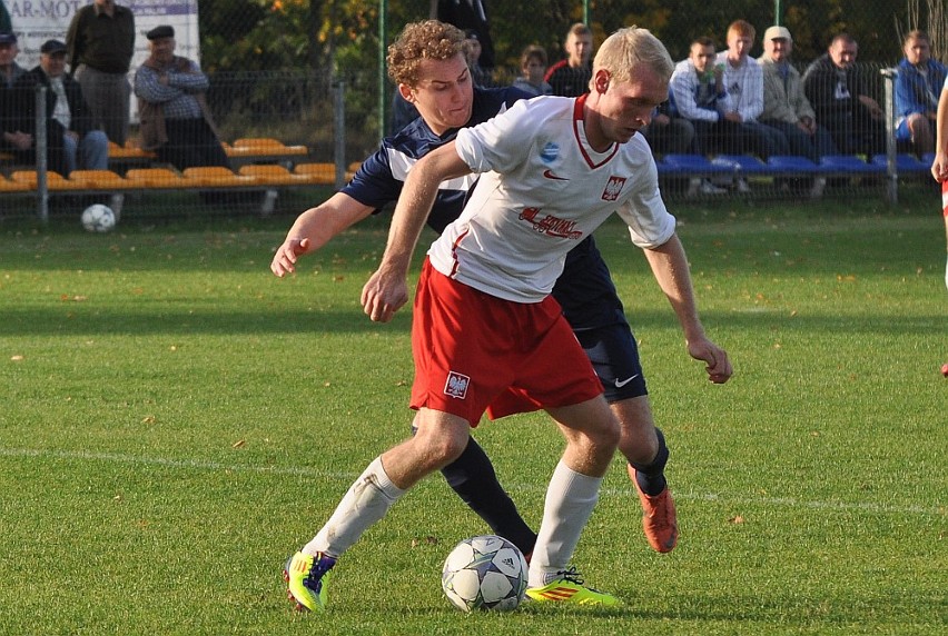 III liga. LZS Piotrówka - Swornica Czarnowąsy 2:1