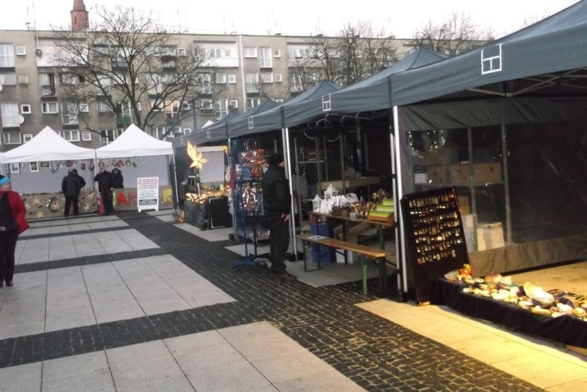 Wrocław: Kolejny jarmark świąteczny, tym razem na placu Nowy Targ (ZDJĘCIA)