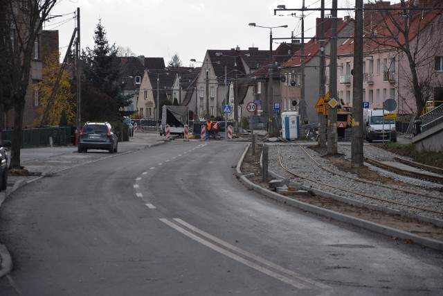 Jeszcze w piątek, 29 listopada, droga była w budowie. Dzień później wrócił na nią ruch samochodów.