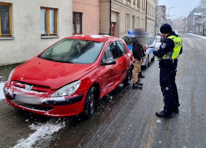 Tylko jednego dnia słupscy policjanci byli wezwani do 23...