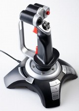 Tracer TRJ-202 Black Hawk - niedrogi joystick z prawdziwego zdarzenia