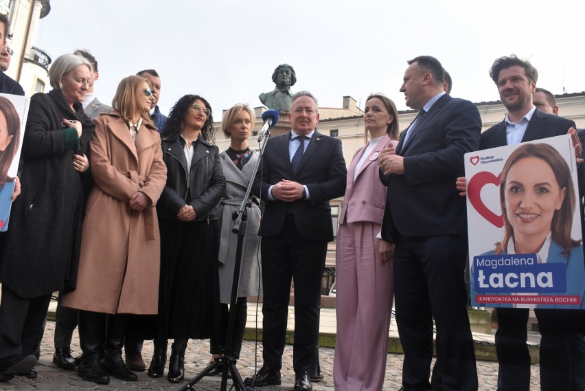 Minister Bartłomiej Sienkiewicz udzielił w Tarnowie poparcia...