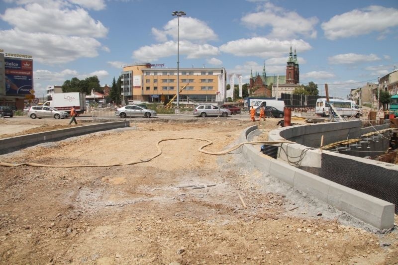 Węzeł "Żelazna” w Kielcach na ukończeniu