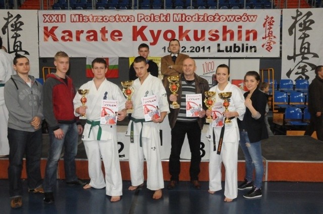 Zawodnicy Ostrołęckiego Klubu Karate Kyokushin zostali najlepszym klubem w Polsce w rywalizacji młodzieżowej.