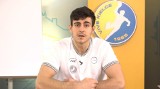 Doruk Pehlivan z PGE VIVE Kielce uczy tureckiego. Zobacz video