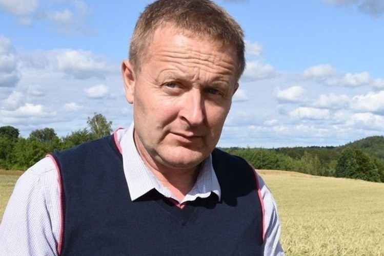 Jan Smentoch, rolnik ze Starej Huty w gminie Sierakowice