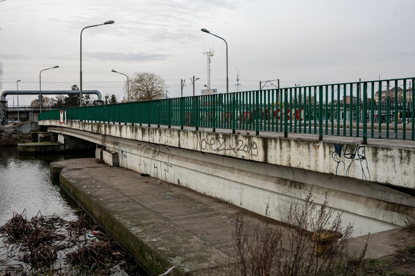 Most nad Kanałem Zielonym przy ulicy Heyki zostanie wyremontowany! Prace powinny zakończyć się jeszcze w tym roku [ZDJĘCIA]