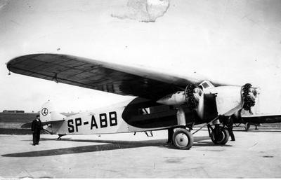 Trójsilnikowy samolot pasażerski Fokker F-VII/3m nr rej....