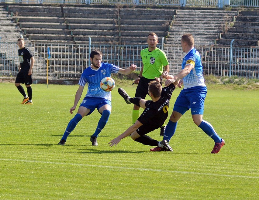 4 liga podkarpacka. Bez bramek w meczu Igloopol Dębica - Wisłok Wiśniowa [RELACJA, ZDJĘCIA]