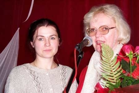 Język kaszubski było w tym roku słychać nie tylko w kuluarach, ale i ze sceny. Wanda Kiedrowska z Zarządu głównego Zrzeszenia Kaszubsko-Pomorskiego (z prawej) i Ida Czaja, poetka kaszubska z Kartuz