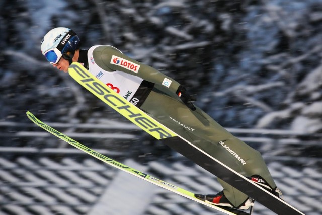 Kamil Stoch zajął 24. miejsce w kwalifikacjach PŚ w skokach narciarskich w Ruce