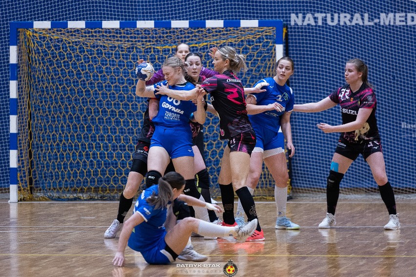Liga Centralna Kobiet. Cenna wyjazdowa wygrana piłkarek ręcznych Suzuki Korony Handball Kielce z Samborem Tczew