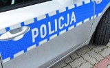 Ostrołęka. Zderzenie trzech aut na skrzyżowaniu ulic Stacha Konwy i Słonecznej. Utrudnienia na drodze 14.11.2019