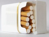 W Człuchowie z kiosku złodziej wyniósł 2500 paczek papierosów 