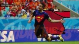 Van Persie jak Superman, Costa dzwoni do Scolariego. Memy po meczu Hiszpania - Holandia (wideo)