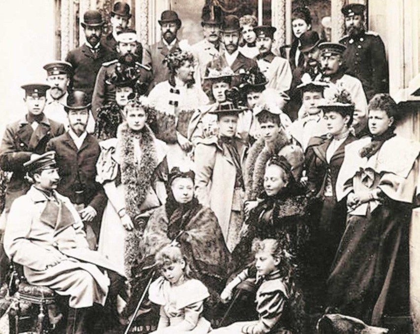 21 kwietnia 1894 r., zdjęcie rodzinne z okazji ślubu...