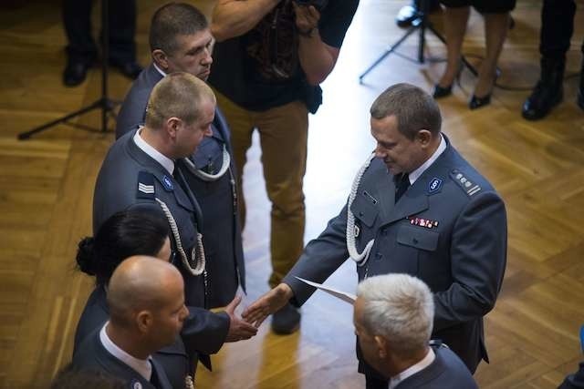 Święto policji w lipcu  było okazją do wręczenia nagród najlepszym