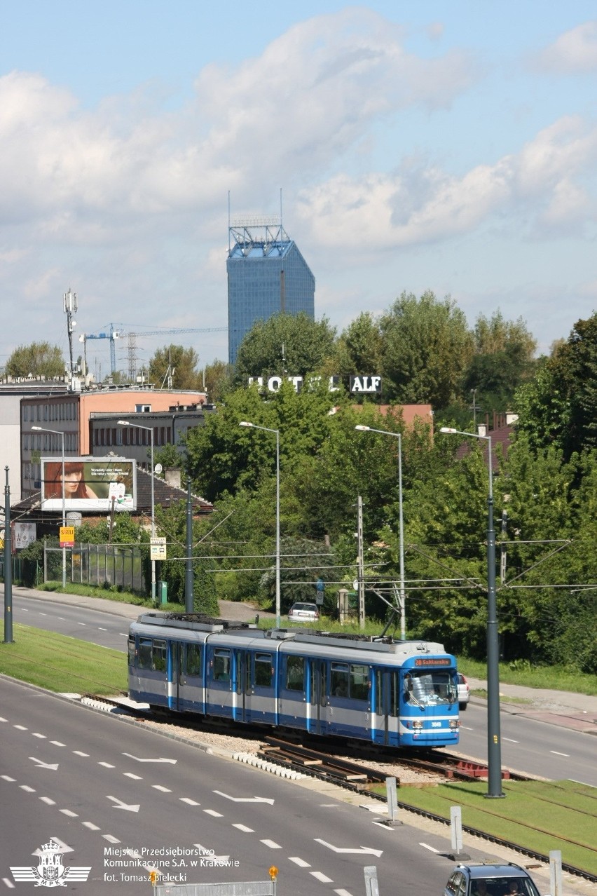 10 lat temu została uruchomiona nowa linia tramwajowa do Małego Płaszowa [ZDJĘCIA] 