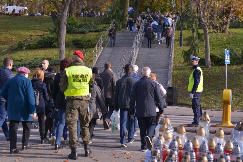 1 listopada obchodzimy Wszystkich Świętych. To czas zadumy i...